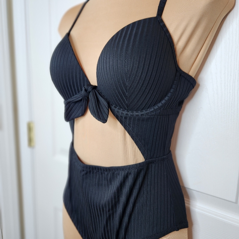 Shade & Shore Light Lift Ribbed Cut Out One Piece Bathing Suit Black 34D NWT - Picture 2 of 10